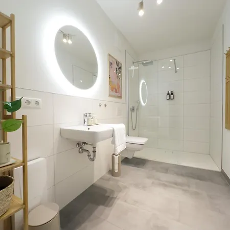 Neu - Historisches Pumpenhaus - Parken - Boxspringbett - Direkt An Der Altstadt - W-2-xl Apartment *